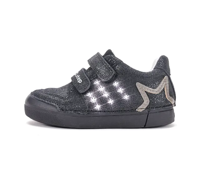 DD Step S068-62702A lyssko pige blink