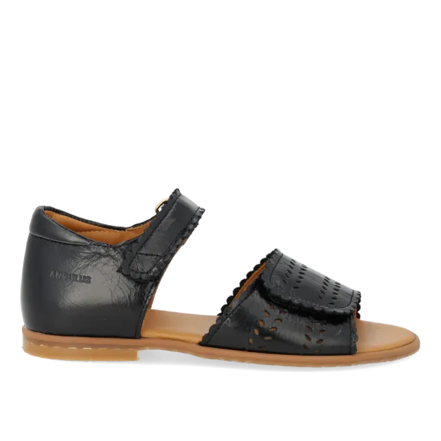 Angulus Sandal perforeret dobbelt velcro børn læder