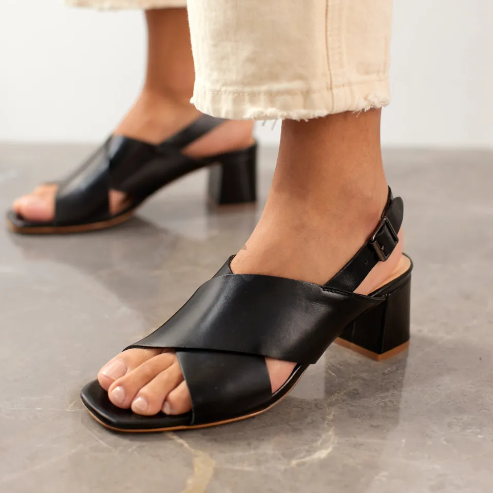 Angulus sandal med blokhæl damesandal læder 6 cm hæl