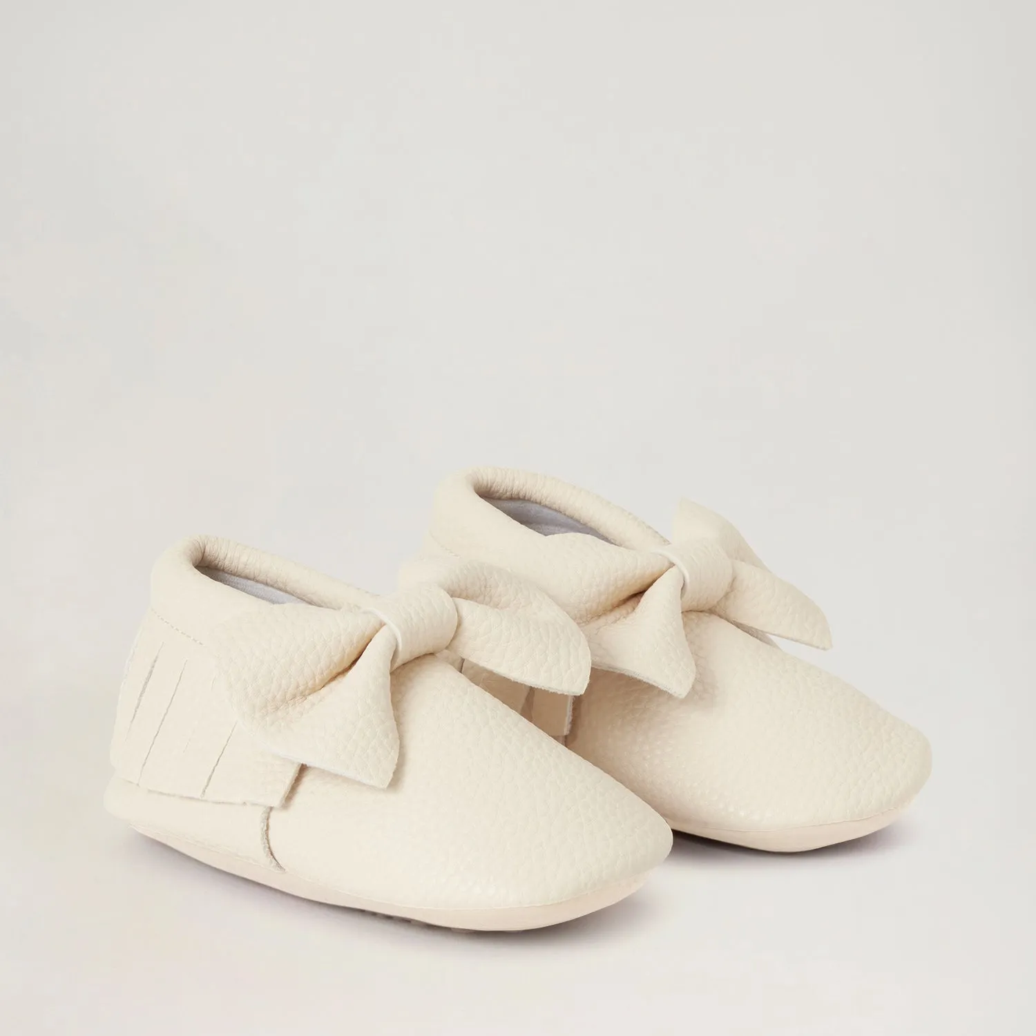 BabyMocs Bow Mocs barfodssko off white blød sål